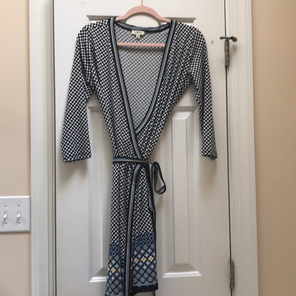 Max studio wrap dress